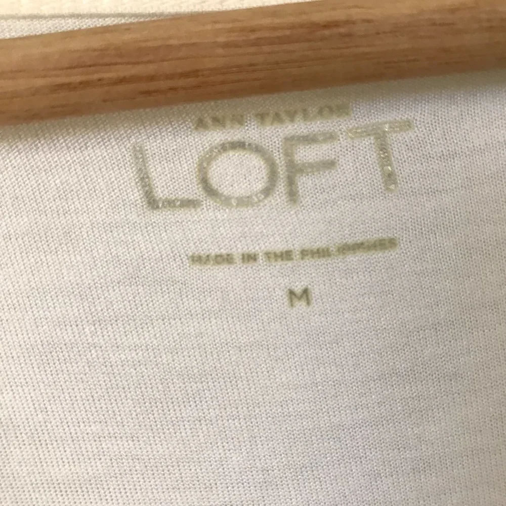 Ann Taylor LOFT Cream T-Shirt Blouse, Size M - Picture 7 of 10